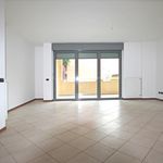 Rent 2 bedroom apartment of 90 m² in Seregno