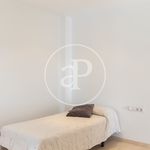 Rent 5 bedroom house of 380 m² in Chiva