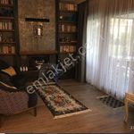 Rent 4 bedroom house of 275 m² in İzmir