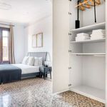 Rent 3 bedroom apartment of 156 m² in Barcelona