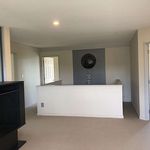 Rent 6 bedroom house in North Shore City