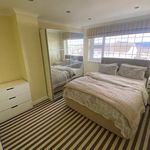 Rent 4 bedroom apartment in Treharris