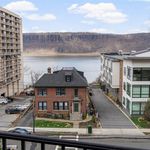 Rent 2 bedroom apartment of 1300 m² in Yonkers