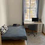 Rent a room of 111 m² in Budapest