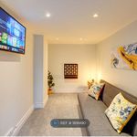 Rent 3 bedroom flat in Harrogate