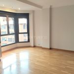 Rent 3 bedroom house of 121 m² in Madrid