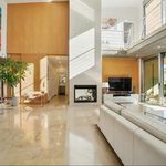 Rent 4 bedroom house of 360 m² in Orihuela