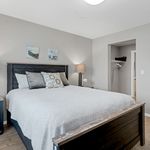 Rent 2 bedroom apartment of 86 m² in Courtenay
