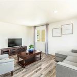 Rent 5 bedroom apartment of 308 m² in Eastvale