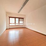 Affitto 1 camera appartamento di 150 m² in Taranto