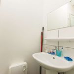 Rent 3 bedroom apartment of 70 m² in Anderlecht