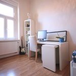 Rent a room of 86 m² in Prague