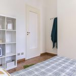 Rent a room of 102 m² in Cesano Boscone