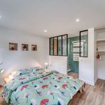 Rent 6 bedroom apartment of 150 m² in Paris