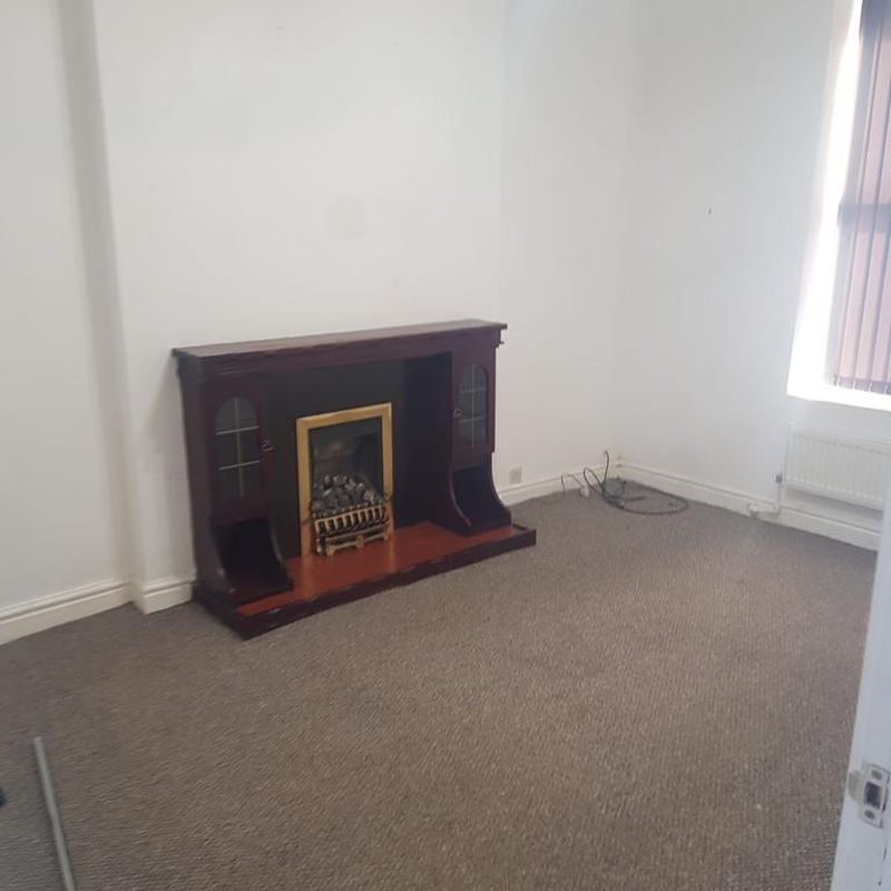 Two Bedroom House Sharneyford