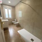 Rent 3 bedroom apartment of 130 m² in Zaragoza