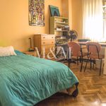 Rent a room of 240 m² in Villanueva de la Cañada