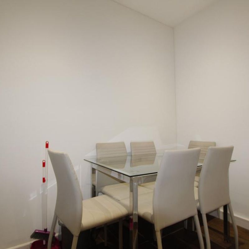 Room in a 5 Bedroom Apartment, Vanbrugh Hill, London SE10 9HB North Greenwich