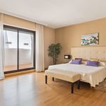 Rent 4 bedroom house of 805 m² in Puerto Banús