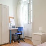 Rent a room of 112 m² in Madrid