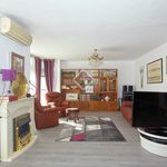 Rent 4 bedroom apartment of 158 m² in Alicante