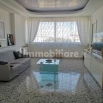 Affitto 3 camera appartamento di 120 m² in San Benedetto del Tronto