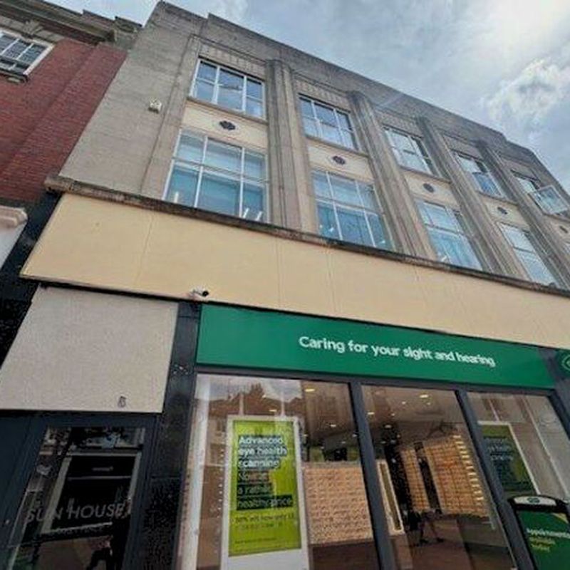 2 Bedroom Flat To Rent In Market Place, Rugby, CV21
