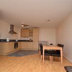 Rent 2 bedroom flat in Leeds