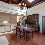 Rent 12 bedroom apartment of 380 m² in Arzignano