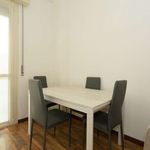 Rent 5 bedroom apartment in Sesto San Giovanni