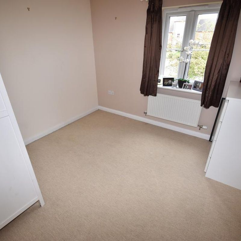2 bedroom flat to rent Greylees