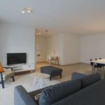 Appartement de 80 m² avec 2 chambre(s) en location à Auderghem