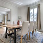 Appartement de 101 m² avec 3 chambre(s) en location à Paris