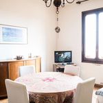 Rent a room of 157 m² in Bologna