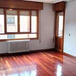 Rent 5 bedroom apartment of 152 m² in Valladolid