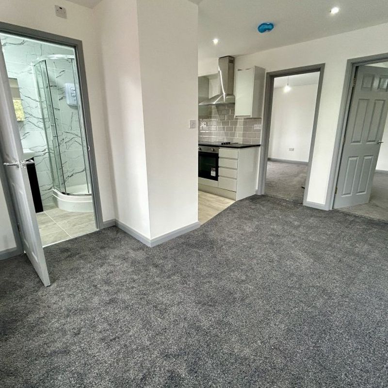 2 bedroom property to let in Worlds End Lane, Quinton - £1,050 pcm Ridgacre