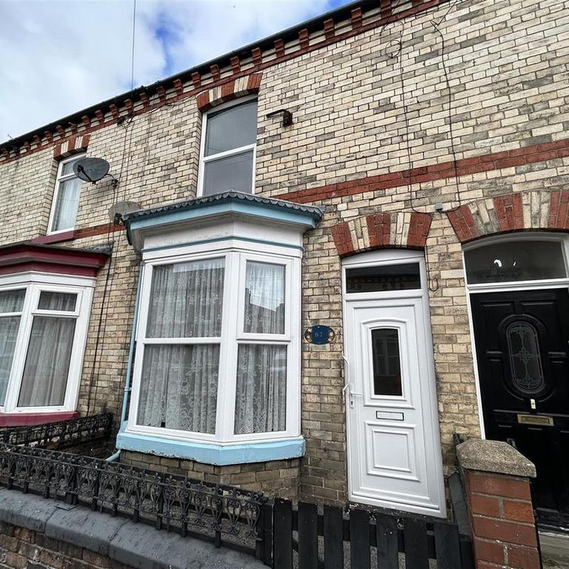 Hampton Road, Scarborough 2 bed terraced house to rent - £750 pcm (£173 pw) Falsgrave