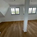 Miete 6 Schlafzimmer wohnung von 146 m² in Großröhrsdorf
