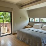 Rent 4 bedroom house of 350 m² in Glyfada