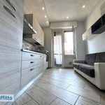 Affitto 2 camera casa di 55 m² in Milano