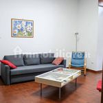 Affitto 5 camera appartamento di 220 m² in Portici