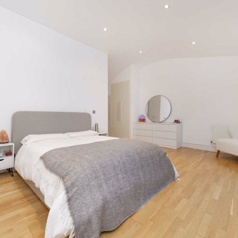 house for rent in Clare Lane London, N1 Canonbury