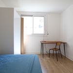 Rent 5 bedroom apartment of 91 m² in LYON 06