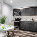 Rent 1 bedroom apartment of 550 m² in Bronx