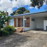 Rent 3 bedroom house of 718 m² in Auckland