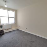 Rent 2 bedroom flat in Leicester