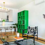Rent 2 bedroom apartment of 115 m² in lisbon