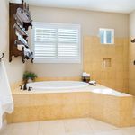Rent 3 bedroom apartment of 253 m² in La Quinta