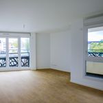 Rent 1 bedroom apartment of 34 m² in Aulnay-sous-Bois