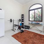 Rent 5 bedroom house of 324 m² in Dubai